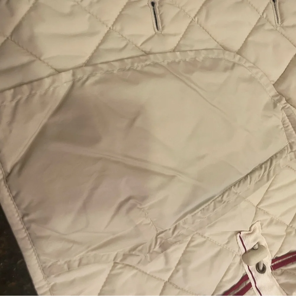 GAP Beige Quilted Vest - Picture 7 of 8